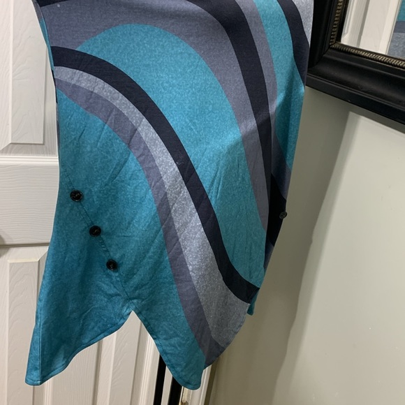 Unbranded tunic, NWT size large - Picture 5 of 6